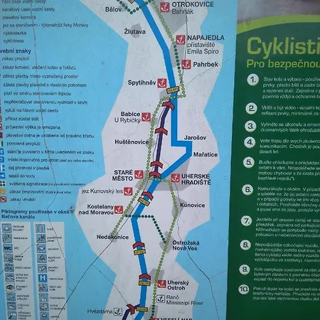 Prazdninovy Dum * Uhersky Ostroh