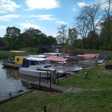 Prazdninovy Dum Quarto em Acomodações Particulares